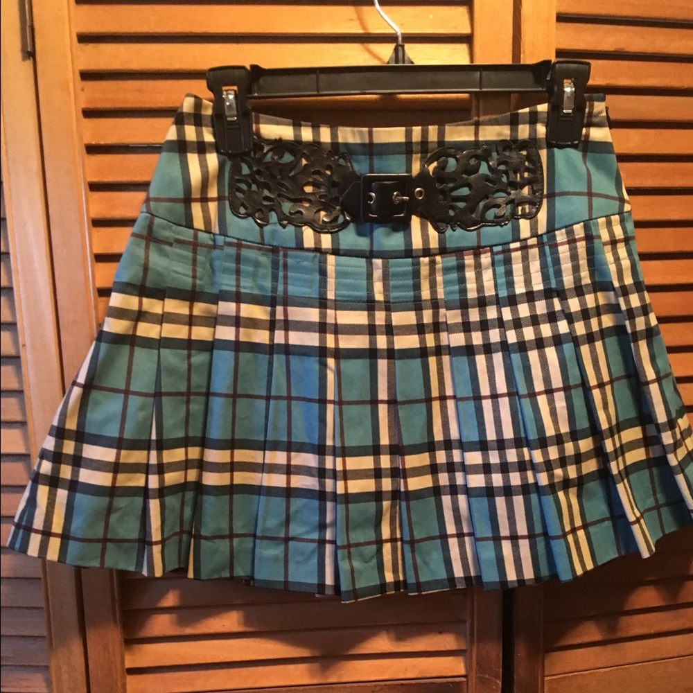 SD II Turquoise, Black, Maroon & Beige Plaid Pleated Mini Skirt